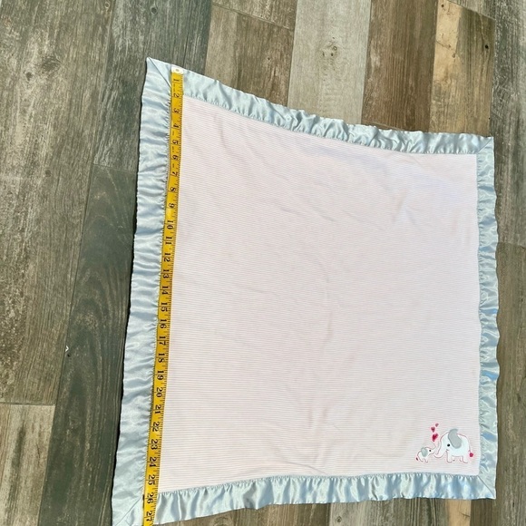 Starting Out one Elephants baby blanket Pink White Gray Minky Dots Satin Trim. - Picture 4 of 6